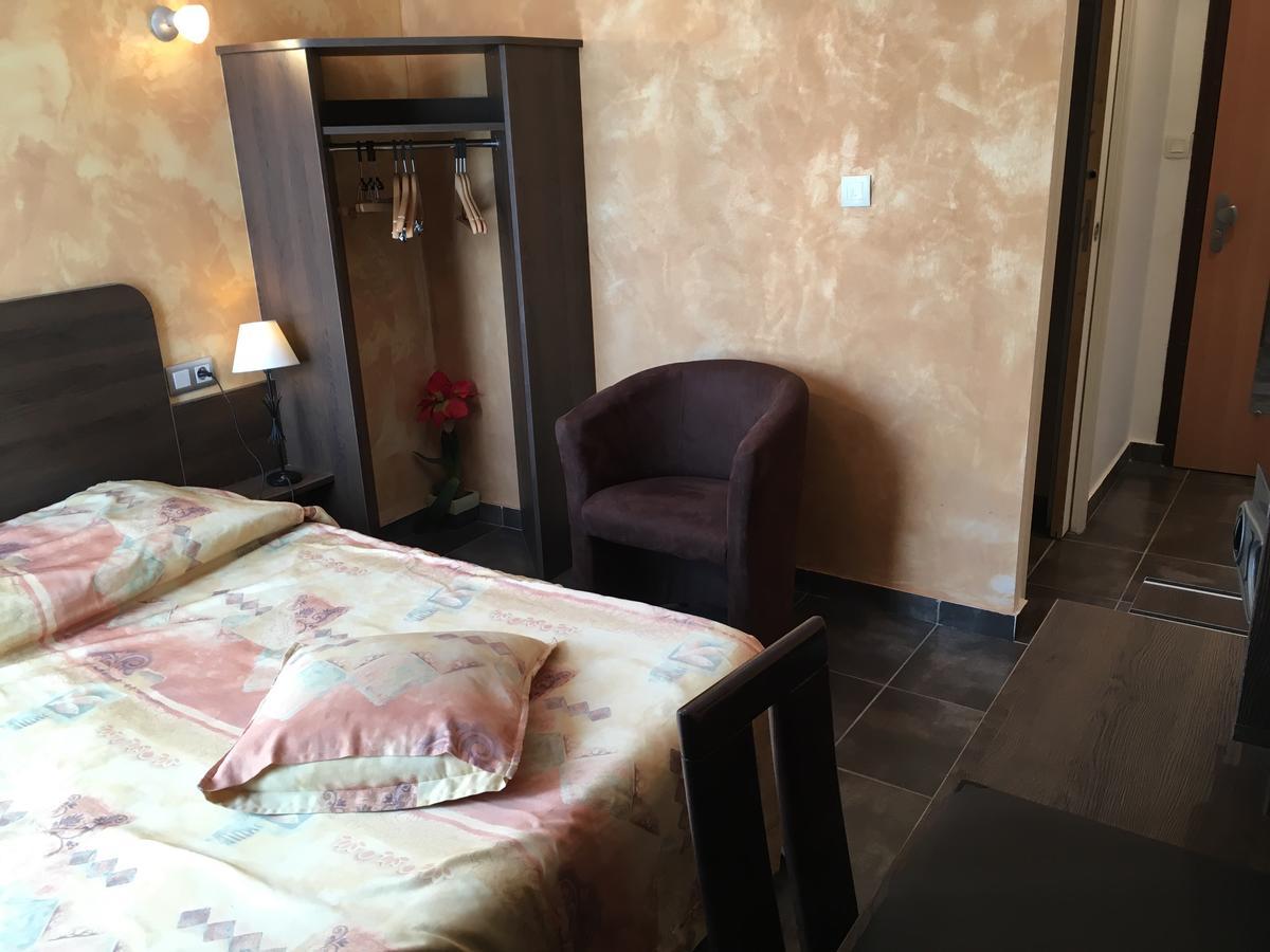 Hotel Morris Le Pont-de-Beauvoisin エクステリア 写真