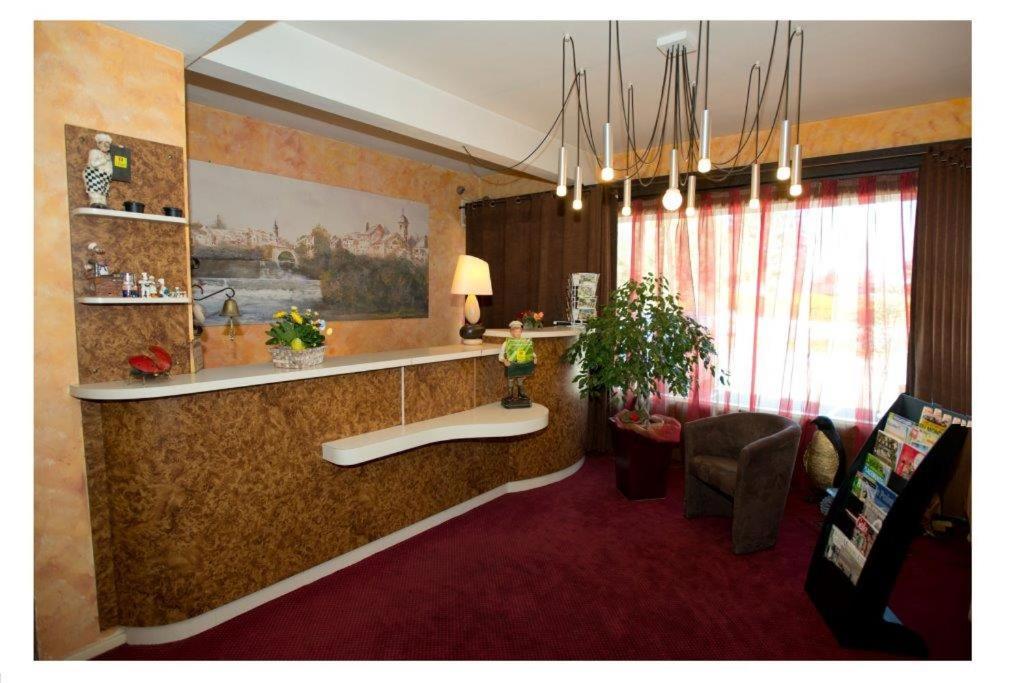 Hotel Morris Le Pont-de-Beauvoisin エクステリア 写真